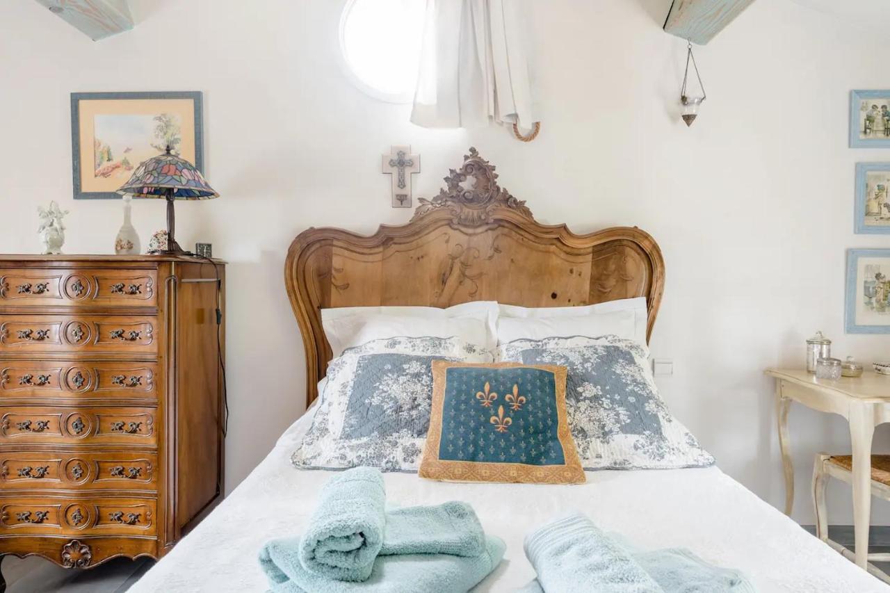 Agreable Chambre D'Hotes Avec Piscine Bed and Breakfast Le Beausset Exteriör bild