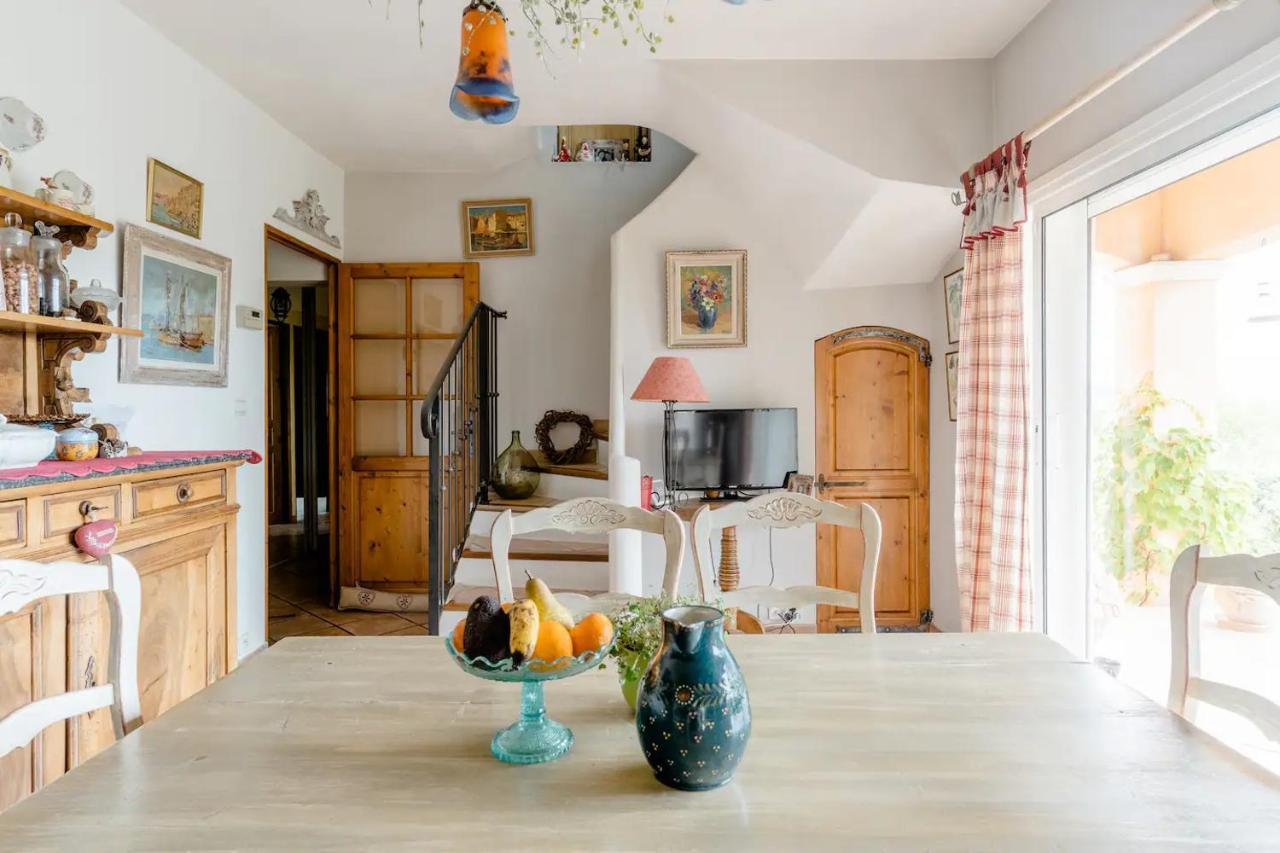 Agreable Chambre D'Hotes Avec Piscine Bed and Breakfast Le Beausset Exteriör bild